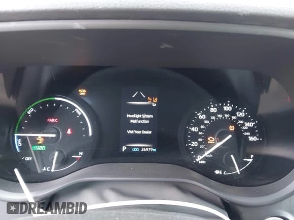 ✅ 2021 Toyota Sienna LE • VIN: 5TDKRKEC9MS032378 • Lot: 43665839. Listed on IAAI with 26,979 mi. Free auction sales archive from the USA and detailed vehicle history report at DreamBid. Image 7.