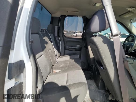 ✅ 2012 Chevrolet Silverado 2500HD LT • VIN: 1GC2KXC84CZ108070 • Lot: 84932254. Wystawiony na Copart z przebiegiem Nie podano. Bezpłatny archiwum sprzedaży aukcyjnych z USA i szczegółowy raport historii pojazdu na DreamBid. Zdjęcie 10.