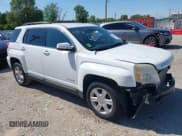 ✅ 2016 GMC Terrain SLE • VIN: 2GKFLNE34G6113473 • Lot: 42567540. Wystawiony na IAAI z przebiegiem 51 463 mil. Bezpłatny archiwum sprzedaży aukcyjnych z USA i szczegółowy raport historii pojazdu na DreamBid. Zdjęcie 1.