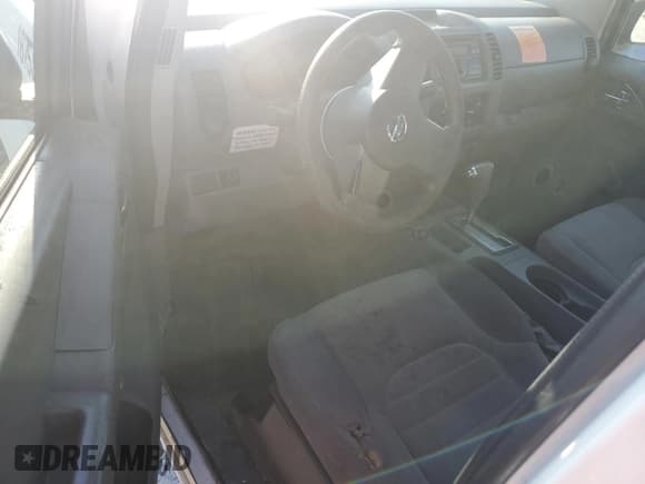 ✅ 2012 Nissan Frontier SV • VIN: 1N6BD0CT0CC462397 • Lot: 61997225. Wystawiony na Copart z przebiegiem 177 639 mil. Bezpłatny archiwum sprzedaży aukcyjnych z USA i szczegółowy raport historii pojazdu na DreamBid. Zdjęcie 8.