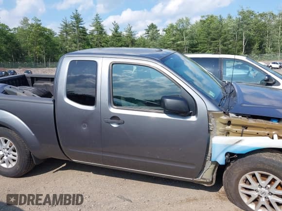✅ 2018 Nissan Frontier Pro-4X • VIN: 1N6AD0CW9JN702134 • Lot: 42535323. Listed on IAAI with 106,587 mi. Free auction sales archive from the USA and detailed vehicle history report at DreamBid. Image 13.