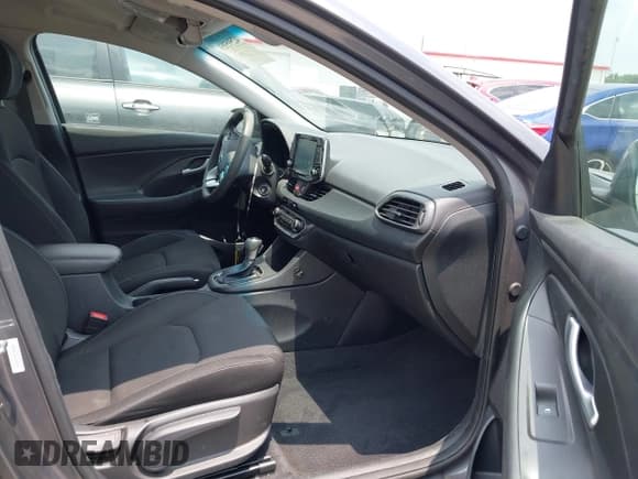 ✅ 2019 Hyundai Elantra • VIN: KMHH35LE4KU103539 • Lot: 42595958. Listed on IAAI with 109,511 mi. Free auction sales archive from the USA and detailed vehicle history report at DreamBid. Image 5.