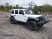 ✅ 2021 Jeep Wrangler Unlimited Willys • VIN: 1C4HJXDN0MW685716 • Lot: 40837088. Wystawiony na IAAI z przebiegiem 35 881 mil. Bezpłatny archiwum sprzedaży aukcyjnych z USA i szczegółowy raport historii pojazdu na DreamBid. Zdjęcie 1.