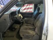 ✅ 2004 Chevrolet Silverado 1500 LS • VIN: 2GCEK13T041419603 • Lot: 57208774. Wystawiony na Copart z przebiegiem 179 514 mil. Bezpłatny archiwum sprzedaży aukcyjnych z USA i szczegółowy raport historii pojazdu na DreamBid. Zdjęcie 7.