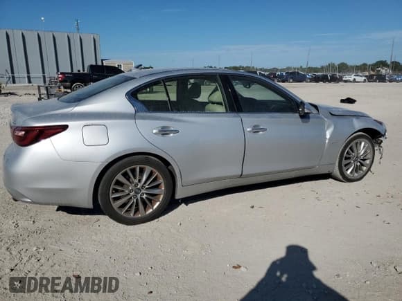 ✅ 2019 Infiniti Q50 Luxe • VIN: JN1EV7AP3KM512376 • Lot: 90945445. Listed on Copart with 83,850 mi. Free auction sales archive from the USA and detailed vehicle history report at DreamBid. Image 3.