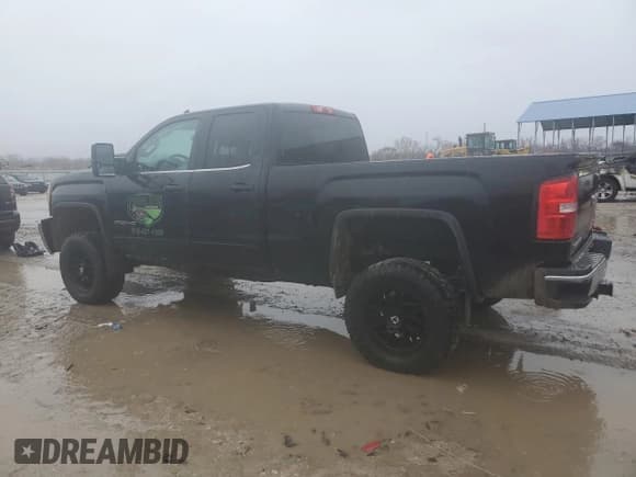 ✅ 2017 GMC Sierra 2500HD SLE • VIN: 1GT22SEG6HZ401032 • Lot: 47117445. Wystawiony na Copart z przebiegiem 116 725 mil. Bezpłatny archiwum sprzedaży aukcyjnych z USA i szczegółowy raport historii pojazdu na DreamBid. Zdjęcie 2.