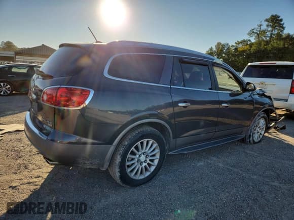 ✅ 2011 Buick Enclave CXL-1 • VIN: 5GAKRBED8BJ107883 • Lot: 85399345. Wystawiony na Copart z przebiegiem 137 415 mil. Bezpłatny archiwum sprzedaży aukcyjnych z USA i szczegółowy raport historii pojazdu na DreamBid. Zdjęcie 3.