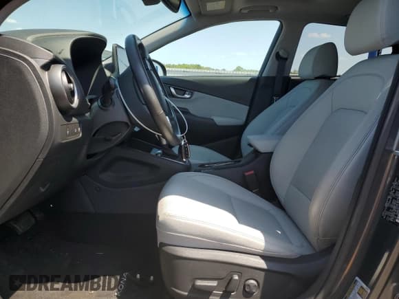 ✅ 2022 Hyundai Kona Limited • VIN: KM8K5CA36NU823581 • Лот: 66011574. Опубликован ранее на Copart с пробегом 39 233 миль. Бесплатный доступ к архиву аукционных продаж из США и подробный отчёт об истории автомобиля на DreamBid. Изображение 7.