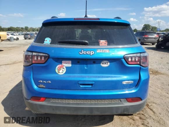 2025 Jeep Compass Latitude с VIN 3C4NJDBN3ST526387, выставлен на аукционе Copart как лот 84566165 с пробегом 20 544 миль миль и Списание • Salvage title. История ставок и продаж доступна на DreamBid. Изображение 6.