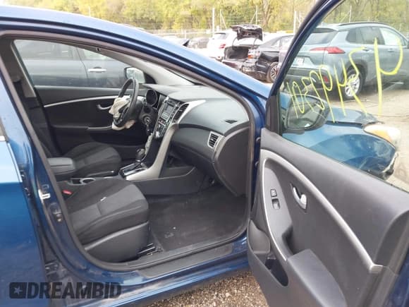 ✅ 2015 Hyundai Elantra • VIN: KMHD35LH3FU244147 • Lot: 43492301. Listed on IAAI with 132,073 mi. Free auction sales archive from the USA and detailed vehicle history report at DreamBid. Image 5.