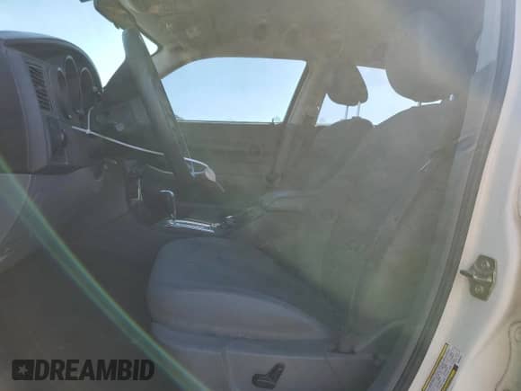 2005 Dodge Magnum SE with VIN 2D4FV48T65H598943, listed as a Copart auction lot 49665855 with 101,486 mi miles and Clean title. Bid and sale history available at DreamBid. Image 7.