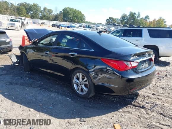 2011 Hyundai Sonata Limited z VIN 5NPEC4AC9BH021612, wystawiony jako IAAI lot #43443541 z przebiegiem 243 919 mil mil oraz . Historia ofert i sprzedaży dostępna na DreamBid. Obrazek 3.