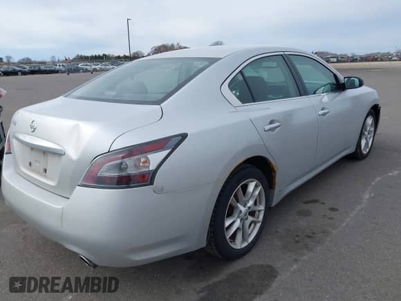 2012 Nissan Maxima S с VIN 1N4AA5AP2CC849114, выставлен на аукционе IAAI как лот 41900516 с пробегом 207 880 миль миль и . История ставок и продаж доступна на DreamBid. Изображение 4.