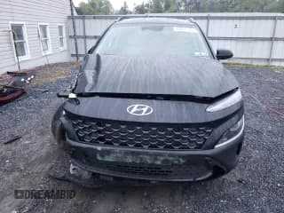 ✅ 2023 Hyundai Kona SEL • VIN: KM8K6CAB0PU042465 • Лот: 70022573. Опубликован ранее на Copart с пробегом 6 601 миль. Бесплатный доступ к архиву аукционных продаж из США и подробный отчёт об истории автомобиля на DreamBid. Изображение 5.