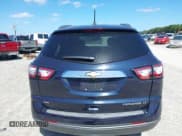 ✅ 2015 Chevrolet Traverse LT • VIN: 1GNKVHKD1FJ378329 • Lot: 43296873. Wystawiony na IAAI z przebiegiem 192 273 mil. Bezpłatny archiwum sprzedaży aukcyjnych z USA i szczegółowy raport historii pojazdu na DreamBid. Zdjęcie 16.