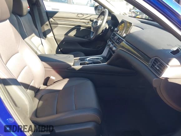 ✅ 2021 Honda Accord Sport • VIN: 1HGCV2F39MA033575 • Лот: 43518772. Опубликован ранее на IAAI с пробегом 62 098 миль. Бесплатный доступ к архиву аукционных продаж из США и подробный отчёт об истории автомобиля на DreamBid. Изображение 5.