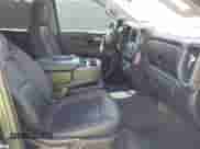 2022 Chevrolet Silverado 1500 LT z VIN 1GCPWCED8NZ104295, wystawiony jako IAAI lot #42053778 z przebiegiem 65 737 mil mil oraz . Historia ofert i sprzedaży dostępna na DreamBid. Obrazek 5.