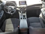 ✅ 2023 Nissan Sentra SR • VIN: 3N1AB8DV5PY250307 • Lot: 69083395. Wystawiony na Copart z przebiegiem 63 374 mil. Bezpłatny archiwum sprzedaży aukcyjnych z USA i szczegółowy raport historii pojazdu na DreamBid. Zdjęcie 8.