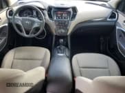 ✅ 2017 Hyundai Santa Fe SE • VIN: KM8SM4HF2HU221144 • Lot: 90452555. Listed on Copart with 141,668 mi. Free auction sales archive from the USA and detailed vehicle history report at DreamBid. Image 8.