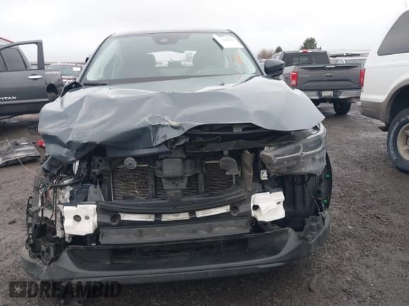 ✅ 2023 Mazda CX-5 S Carbon Edition • VIN: JM3KFBCM2P0153742 • Lot: 43793152. Wystawiony na IAAI z przebiegiem 84 096 mil. Bezpłatny archiwum sprzedaży aukcyjnych z USA i szczegółowy raport historii pojazdu na DreamBid. Zdjęcie 12.