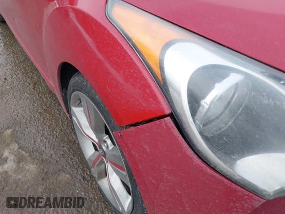 ✅ 2012 Hyundai Veloster w/Gray Int • VIN: KMHTC6AD8CU051571 • Lot: 41637923. Wystawiony na IAAI z przebiegiem 141 897 mil. Bezpłatny archiwum sprzedaży aukcyjnych z USA i szczegółowy raport historii pojazdu na DreamBid. Zdjęcie 6.