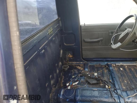 ✅ 1995 Mitsubishi Pickups • VIN: JA7LS21G4SP002839 • Лот: 55777674. Опубликован ранее на Copart с пробегом Не указан. Бесплатный доступ к архиву аукционных продаж из США и подробный отчёт об истории автомобиля на DreamBid. Изображение 10.