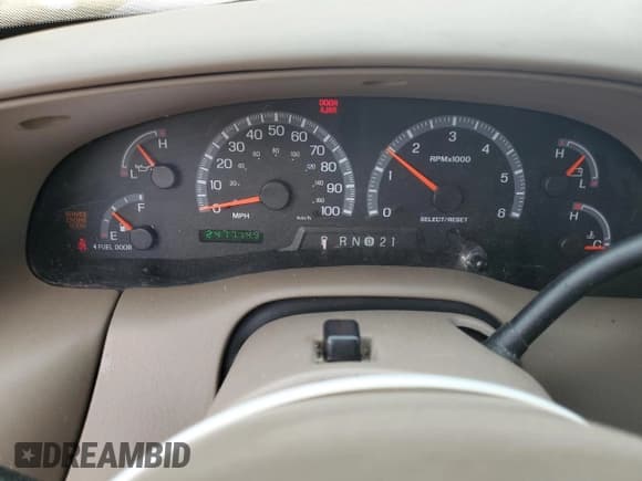 ✅ 2003 Ford F-150 XL • VIN: 1FTRX17213NB44096 • Lot: 85324585. Listed on Copart with 247,714 mi. Free auction sales archive from the USA and detailed vehicle history report at DreamBid. Image 9.