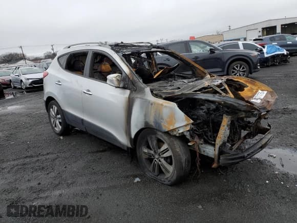✅ 2014 Hyundai Tucson SE • VIN: KM8JUCAG5EU852247 • Lot: 47371775. Wystawiony na Copart z przebiegiem Nie podano. Bezpłatny archiwum sprzedaży aukcyjnych z USA i szczegółowy raport historii pojazdu na DreamBid. Zdjęcie 4.