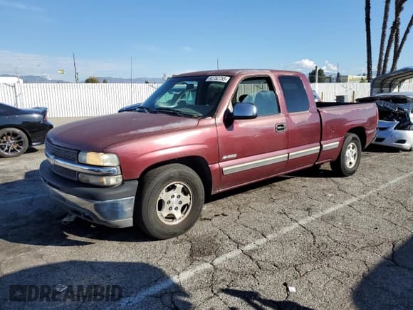 ✅ 2000 Chevrolet Silverado 1500 • VIN: 2GCEC19W5Y1118815 • Lot: 92752755. Listed on Copart with 190,113 mi. Free auction sales archive from the USA and detailed vehicle history report at DreamBid. Image 1.
