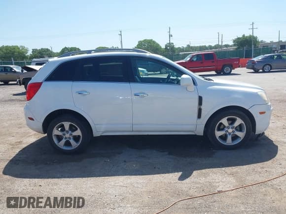 ✅ 2013 Chevrolet Captiva Sport LTZ • VIN: 3GNAL4EK6DS600993 • Lot: 42543249. Wystawiony na IAAI z przebiegiem 121 551 mil. Bezpłatny archiwum sprzedaży aukcyjnych z USA i szczegółowy raport historii pojazdu na DreamBid. Zdjęcie 13.