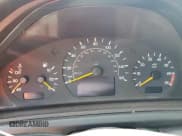 ✅ 2002 Mercedes-Benz CLK 320/430 • VIN: WDBLJ65G12F198461 • Lot: 64737645. Wystawiony na Copart z przebiegiem Nie podano. Bezpłatny archiwum sprzedaży aukcyjnych z USA i szczegółowy raport historii pojazdu na DreamBid. Zdjęcie 9.