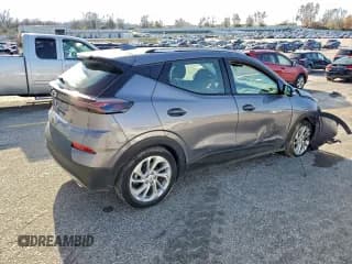 ✅ 2023 Chevrolet Bolt EUV LT • VIN: 1G1FY6S01P4164842 • Лот: 93613665. Опубликован ранее на Copart с пробегом 100 293 миль. Бесплатный доступ к архиву аукционных продаж из США и подробный отчёт об истории автомобиля на DreamBid. Изображение 3.