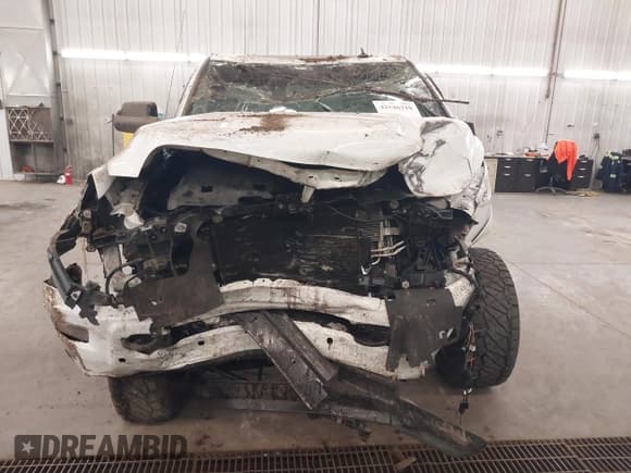 ✅ 2017 Ram 2500 Laramie • VIN: 3C6UR5FL6HG694083 • Lot: 42546210. Listed on IAAI with Not provided. Free auction sales archive from the USA and detailed vehicle history report at DreamBid. Image 6.