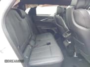 ✅ 2024 Cadillac LYRIQ Luxury • VIN: 1GYKPRRK7RZ116943 • Лот: 41823115. Опубликован ранее на IAAI с пробегом Не указан. Бесплатный доступ к архиву аукционных продаж из США и подробный отчёт об истории автомобиля на DreamBid. Изображение 8.