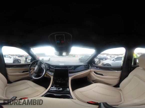 ✅ 2024 Jeep Grand Cherokee • VIN: 1C4RJYB66RC711542 • Lot: 43503819. Listed on IAAI with 18,823 mi. Free auction sales archive from the USA and detailed vehicle history report at DreamBid. Image 18.