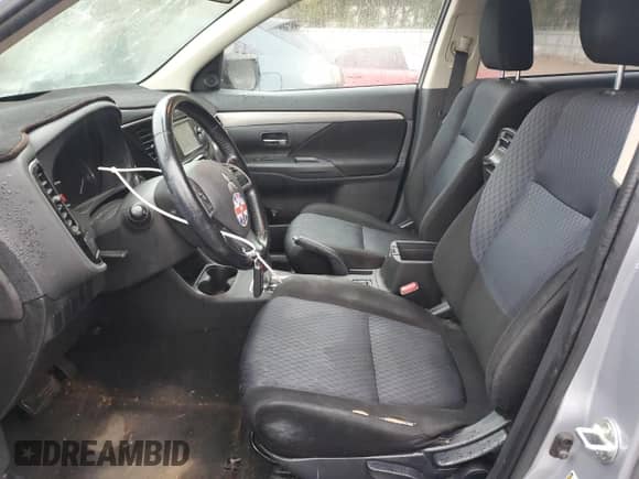 2014 Mitsubishi Outlander SE with VIN JA4AD3A38EZ016947, listed as a Copart auction lot 89506085 with 126,003 mi miles and Salvage title. Bid and sale history available at DreamBid. Image 7.