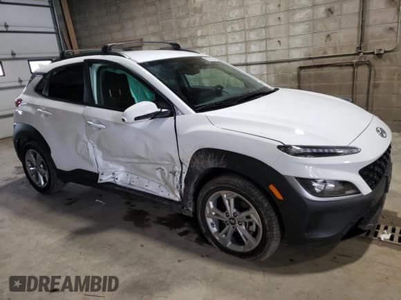 ✅ 2023 Hyundai Kona SEL • VIN: KM8K6CAB5PU972006 • Лот: 56529954. Опубликован ранее на Copart с пробегом 7 467 миль. Бесплатный доступ к архиву аукционных продаж из США и подробный отчёт об истории автомобиля на DreamBid. Изображение 4.
