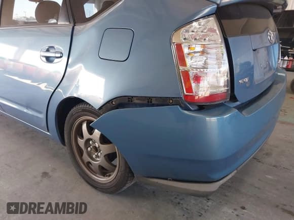 ✅ 2007 Toyota Prius • VIN: JTDKB20U677687536 • Лот: 43762500. Опубликован ранее на IAAI с пробегом 96 170 миль. Бесплатный доступ к архиву аукционных продаж из США и подробный отчёт об истории автомобиля на DreamBid. Изображение 6.