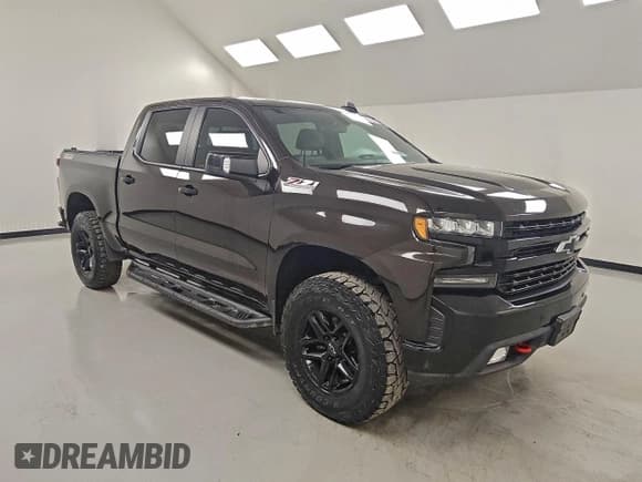 ✅ 2020 Chevrolet Silverado 1500 LT Trail Boss • VIN: 3GCPYFED5LG108362 • Lot: 95988525. Wystawiony na Copart z przebiegiem 78 061 mil. Bezpłatny archiwum sprzedaży aukcyjnych z USA i szczegółowy raport historii pojazdu na DreamBid. Zdjęcie 4.