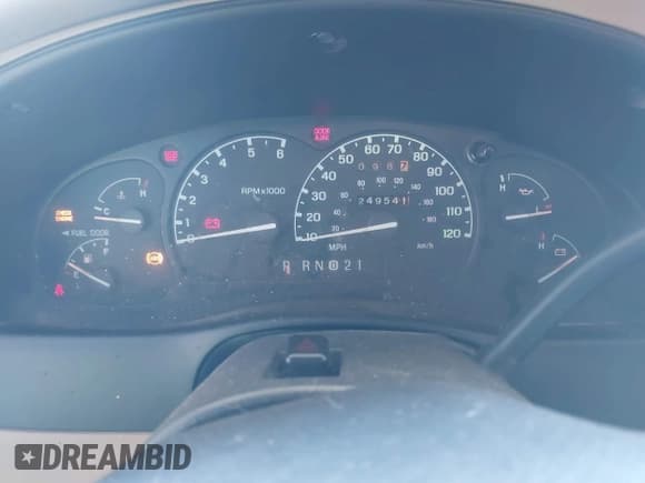 ✅ 1999 Ford Explorer XLT • VIN: 1FMZU34E5XZB99275 • Lot: 42293675. Wystawiony na IAAI z przebiegiem 249 541 mil. Bezpłatny archiwum sprzedaży aukcyjnych z USA i szczegółowy raport historii pojazdu na DreamBid. Zdjęcie 7.