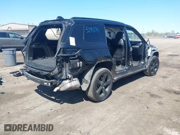 ✅ 2022 Jeep Grand Cherokee Altitude • VIN: 1C4RJJAG0N8529074 • Lot: 42242145. Listed on IAAI with Not provided. Free auction sales archive from the USA and detailed vehicle history report at DreamBid. Image 4.