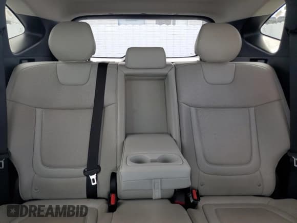 ✅ 2023 Hyundai Tucson Limited • VIN: 5NMJECAE5PH200867 • Lot: 68897574. Wystawiony na Copart z przebiegiem 55 777 mil. Bezpłatny archiwum sprzedaży aukcyjnych z USA i szczegółowy raport historii pojazdu na DreamBid. Zdjęcie 10.