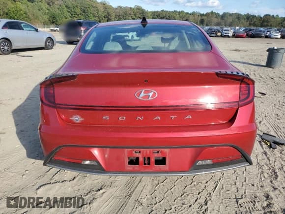 ✅ 2021 Hyundai Sonata SE • VIN: 5NPEG4JA5MH065368 • Lot: 84892195. Listed on Copart with 83,298 mi. Free auction sales archive from the USA and detailed vehicle history report at DreamBid. Image 6.