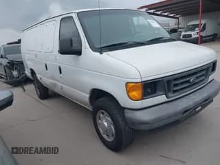✅ 2007 Ford Econoline Passenger XL • VIN: 1FBSS31LX7DB42778 • Lot: 42404351. Wystawiony na IAAI z przebiegiem 138 752 mil. Bezpłatny archiwum sprzedaży aukcyjnych z USA i szczegółowy raport historii pojazdu na DreamBid. Zdjęcie 1.
