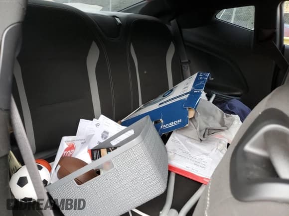 ✅ 2019 Chevrolet Camaro 1LT • VIN: 1G1FB1RX5K0156122 • Lot: 85692315. Listed on Copart with 134,566 mi. Free auction sales archive from the USA and detailed vehicle history report at DreamBid. Image 10.