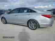2012 Hyundai Sonata SE z VIN 5NPEC4AB5CH476868, wystawiony jako Copart lot #82700055 z przebiegiem 122 534 mil mil oraz Szkoda całkowita • Salvage title. Historia ofert i sprzedaży dostępna na DreamBid. Obrazek 2.