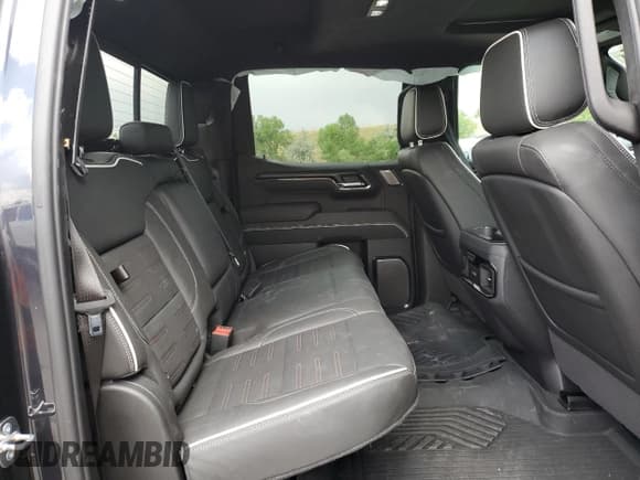 ✅ 2024 GMC Sierra 1500 AT4X • VIN: 3GTUUFE88RG339864 • Лот: 63791845. Опубликован ранее на Copart с пробегом 10 862 миль. Бесплатный доступ к архиву аукционных продаж из США и подробный отчёт об истории автомобиля на DreamBid. Изображение 10.