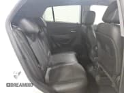 ✅ 2022 Chevrolet Trax LT • VIN: KL7CJPSM4NB520133 • Лот: 85488445. Опубликован ранее на Copart с пробегом 69 710 миль. Бесплатный доступ к архиву аукционных продаж из США и подробный отчёт об истории автомобиля на DreamBid. Изображение 11.