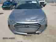 2017 Hyundai Elantra SE z VIN 5NPD74LF4HH206229, wystawiony jako IAAI lot #43291140 z przebiegiem 195 299 mil mil oraz . Historia ofert i sprzedaży dostępna na DreamBid. Obrazek 6.