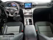 ✅ 2022 Ford Explorer XLT • VIN: 1FMSK7DH4NGB34578 • Лот: 92867445. Опубликован ранее на Copart с пробегом 8 806 миль. Бесплатный доступ к архиву аукционных продаж из США и подробный отчёт об истории автомобиля на DreamBid. Изображение 8.